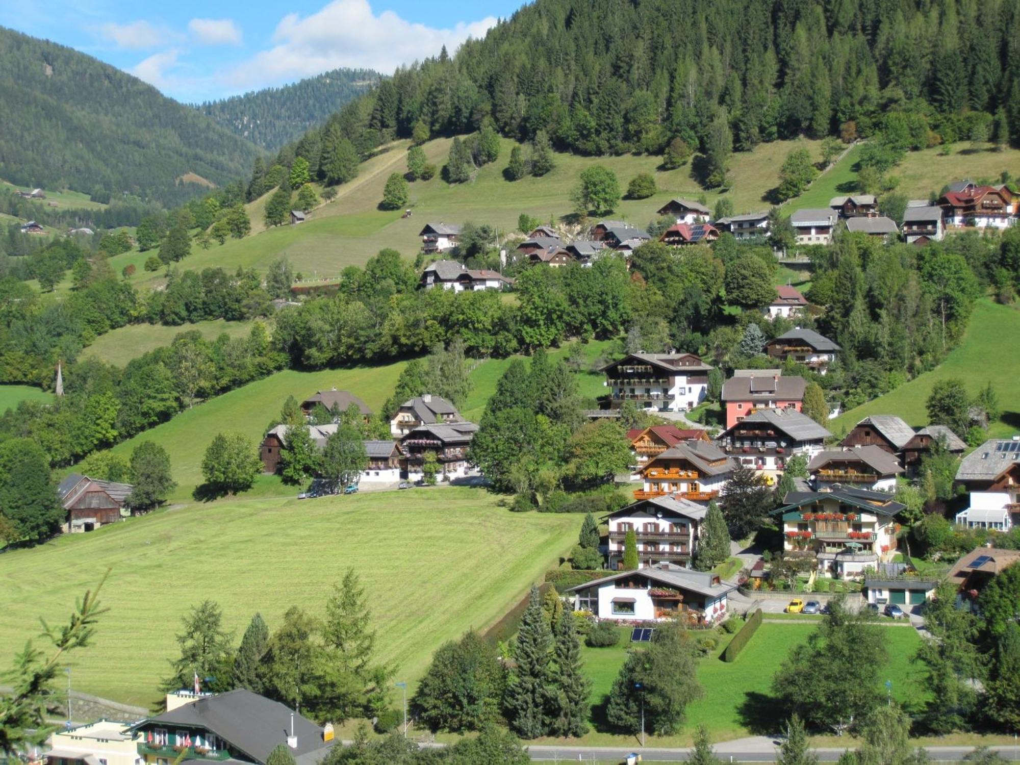 Отель Landhaus Krenn Бад Кляйнкирххайм Экстерьер фото